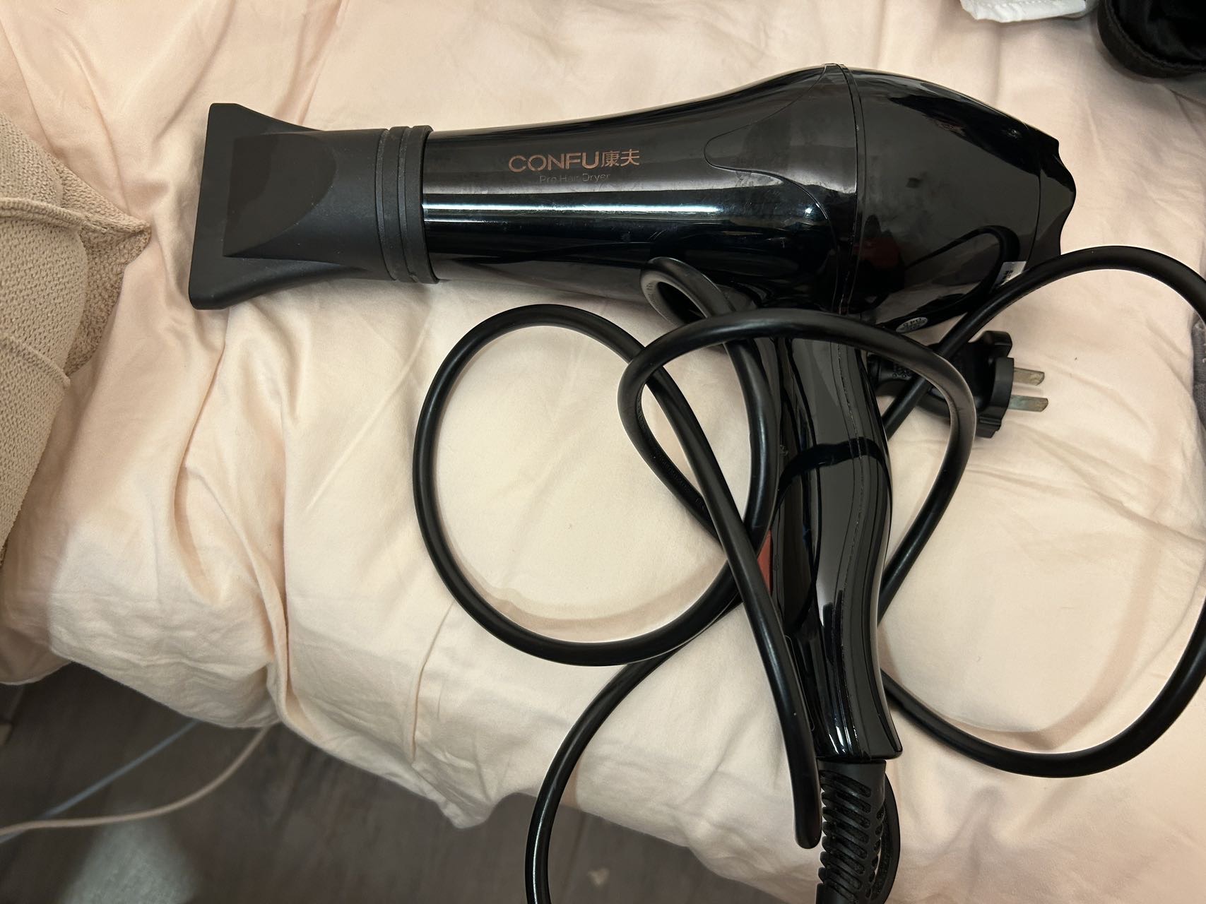 康夫大功率吹风机