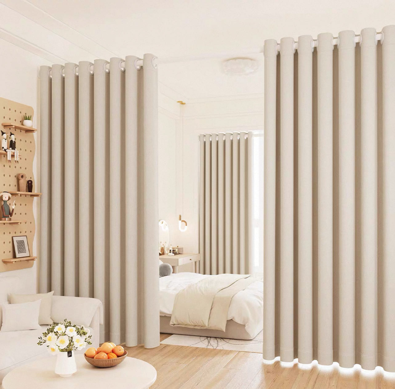 米白色隔斷帘，窗簾