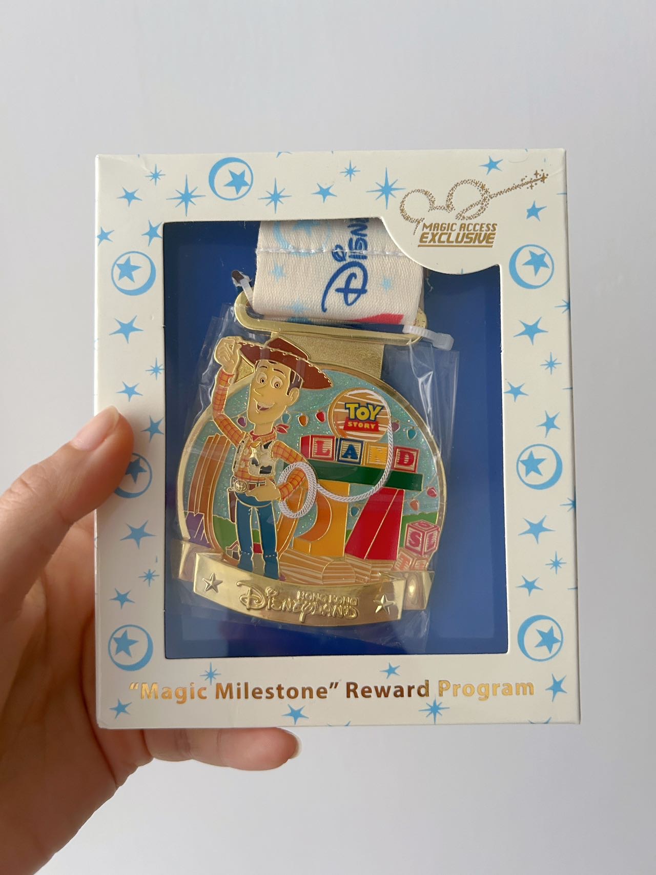 迪士尼绝版徽章奖牌