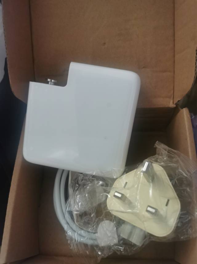 87W苹果Mac充电器全新非原装