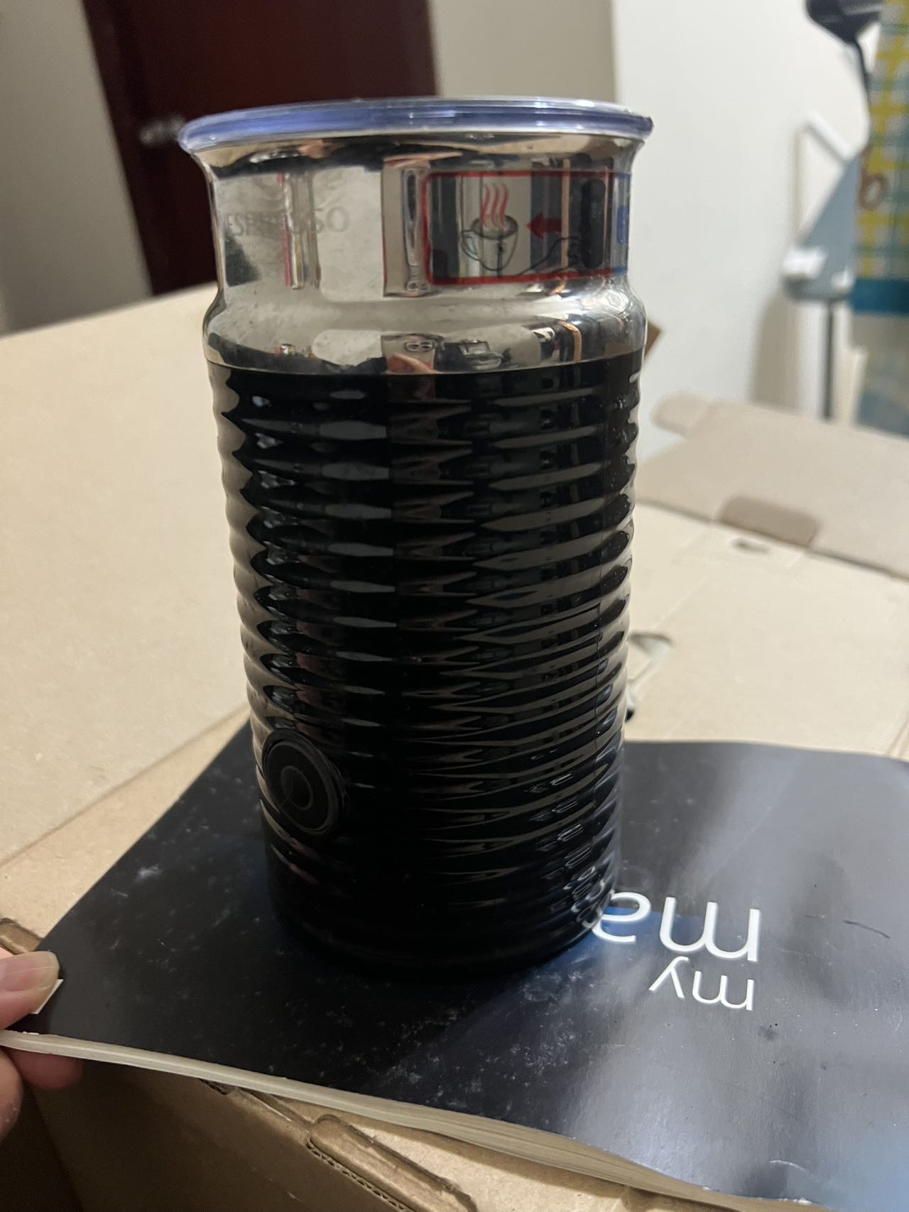 全新Nespresso Essenza Pixie 咖啡機連奶泡機