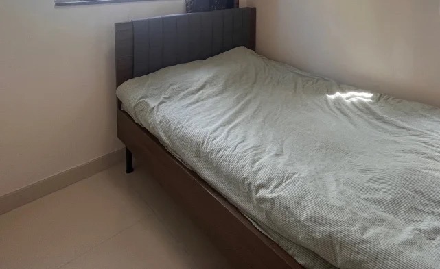 宜家单人床架