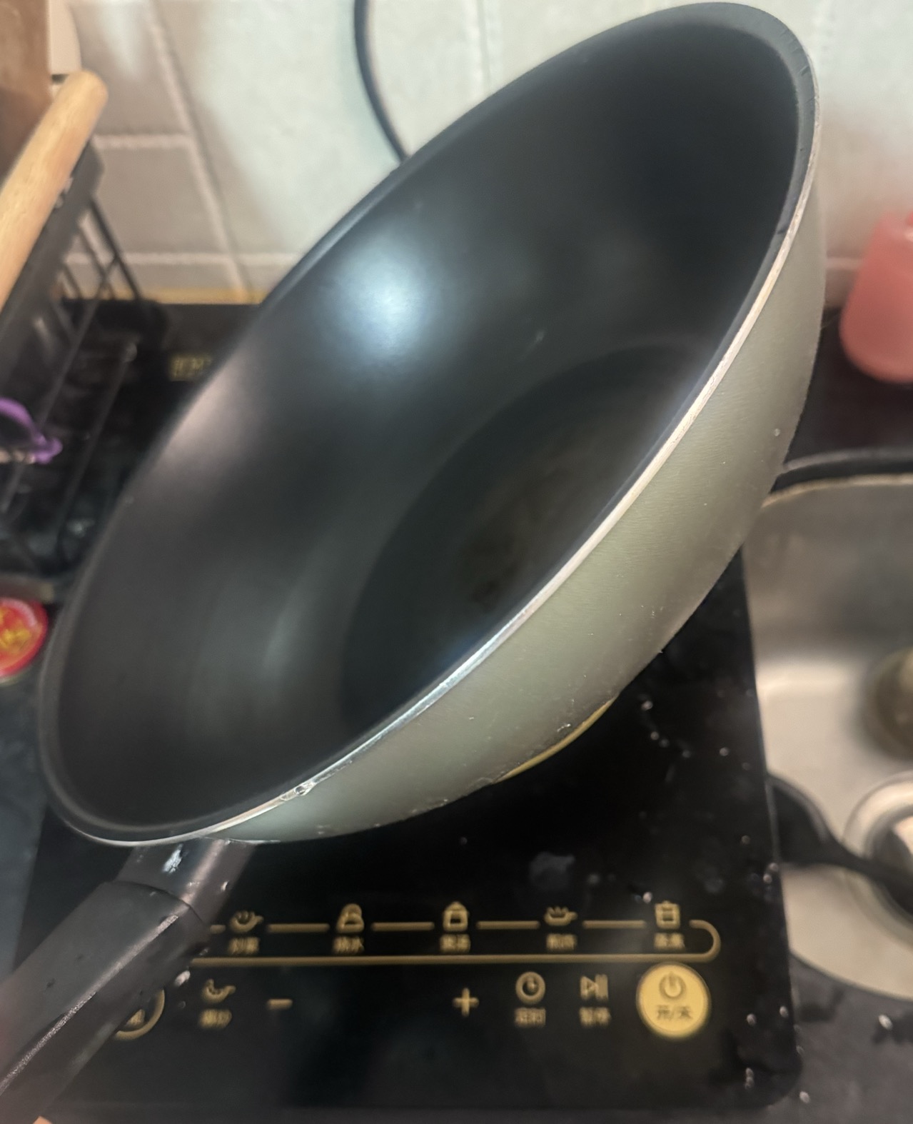 电磁炉+炒锅（有玻璃盖）