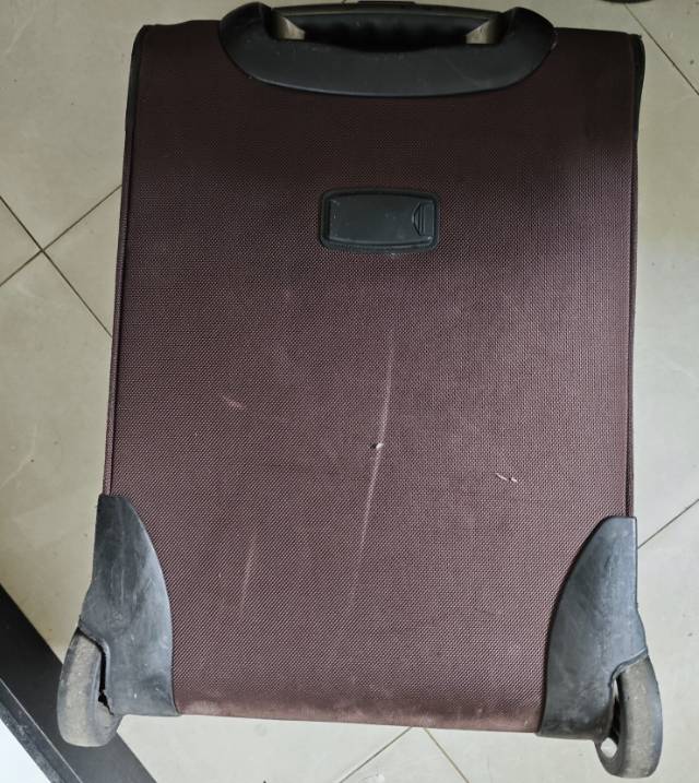 行李箱