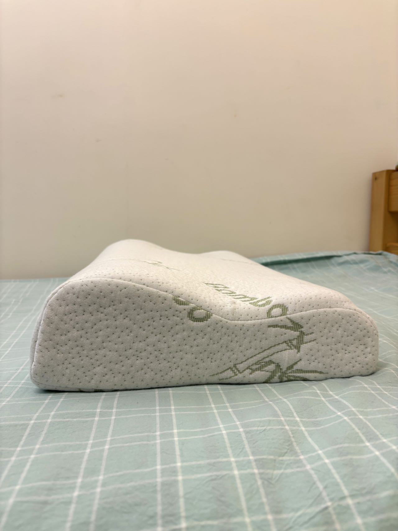 竹炭记忆枕