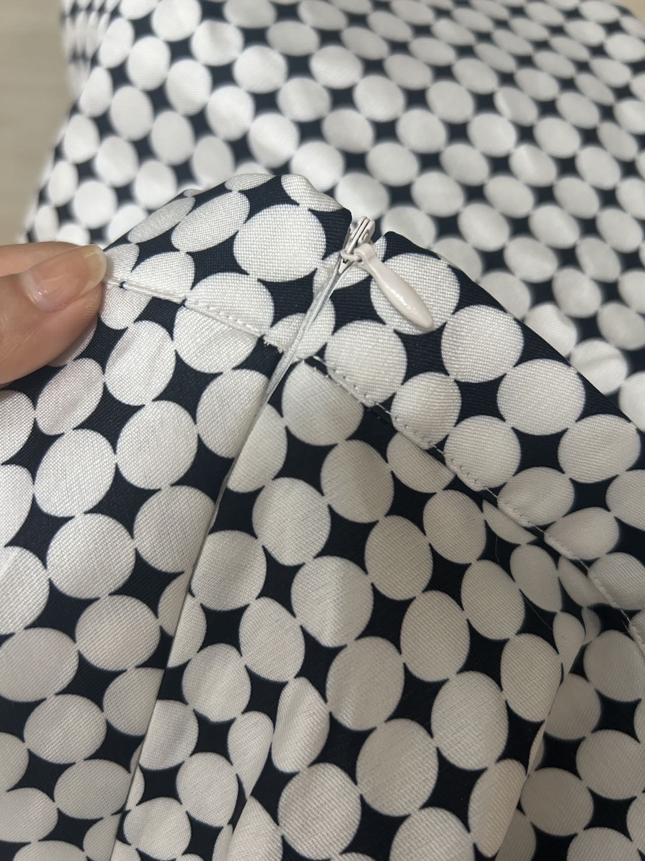 波点短裙