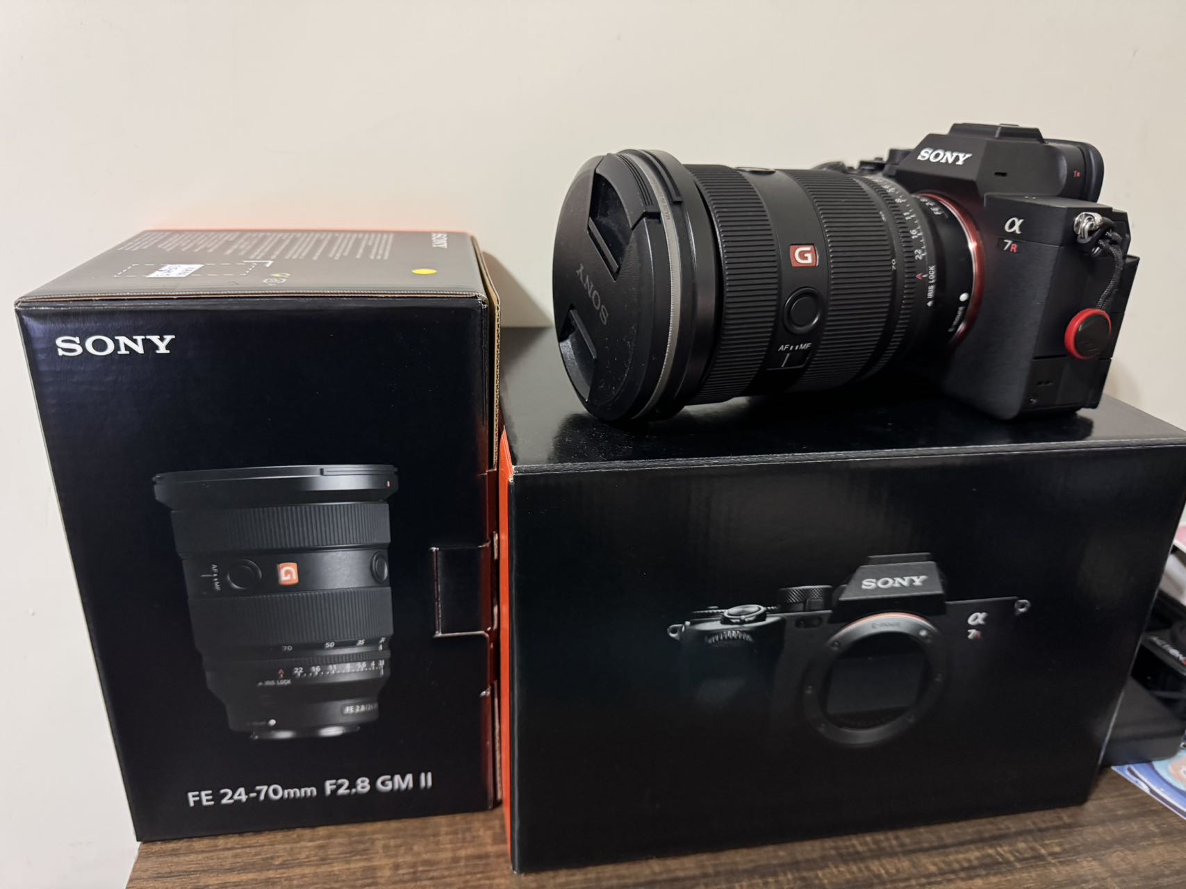 Sony A7R5 + 2470GM2