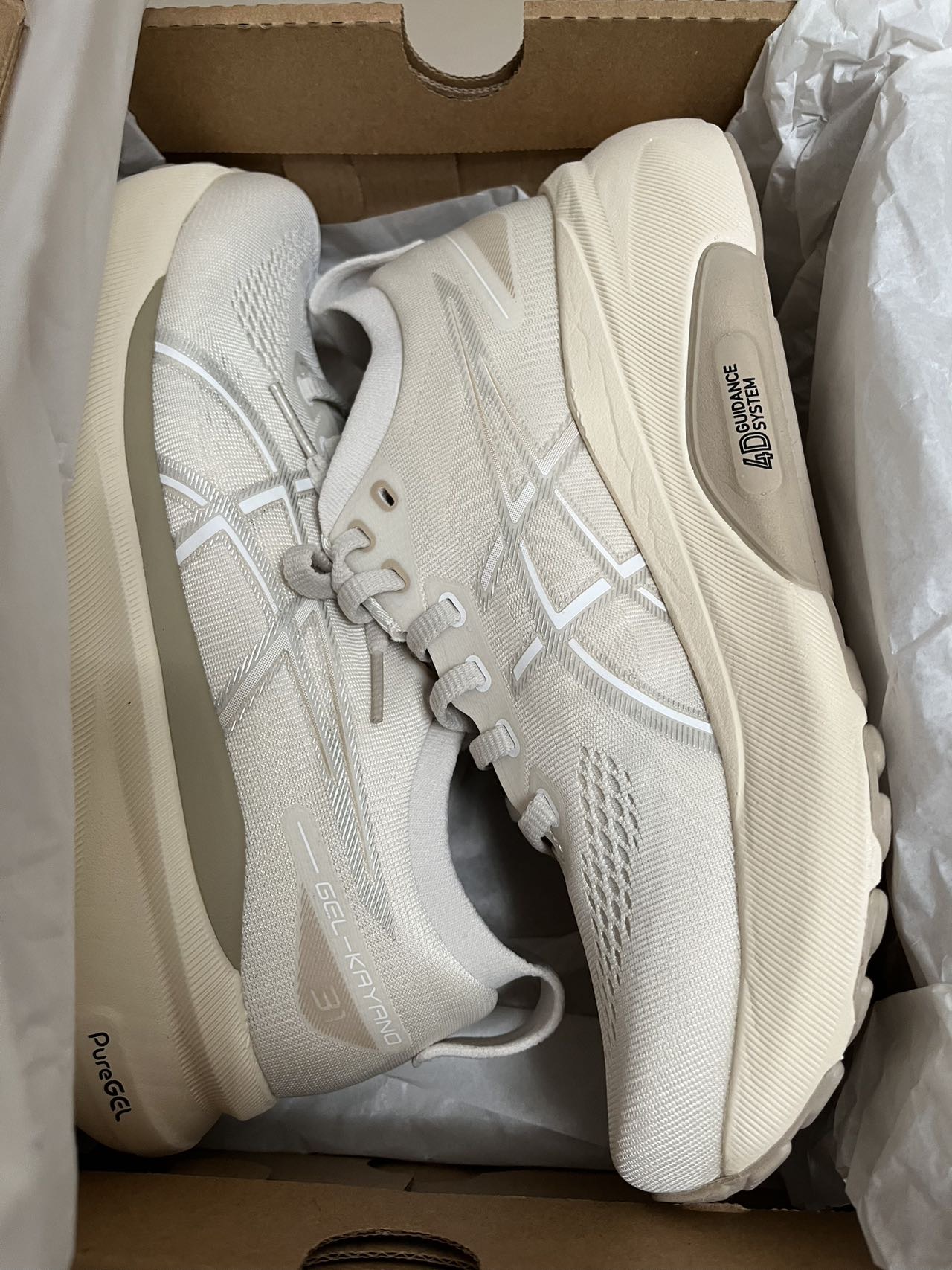 ASICS女跑鞋38码
