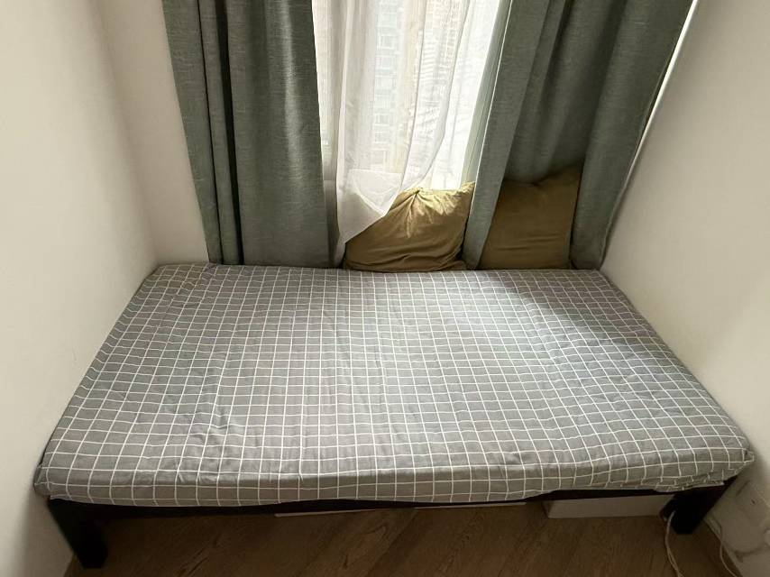 可拆卸单人床，包括床架+床板+床垫，可货Van运输