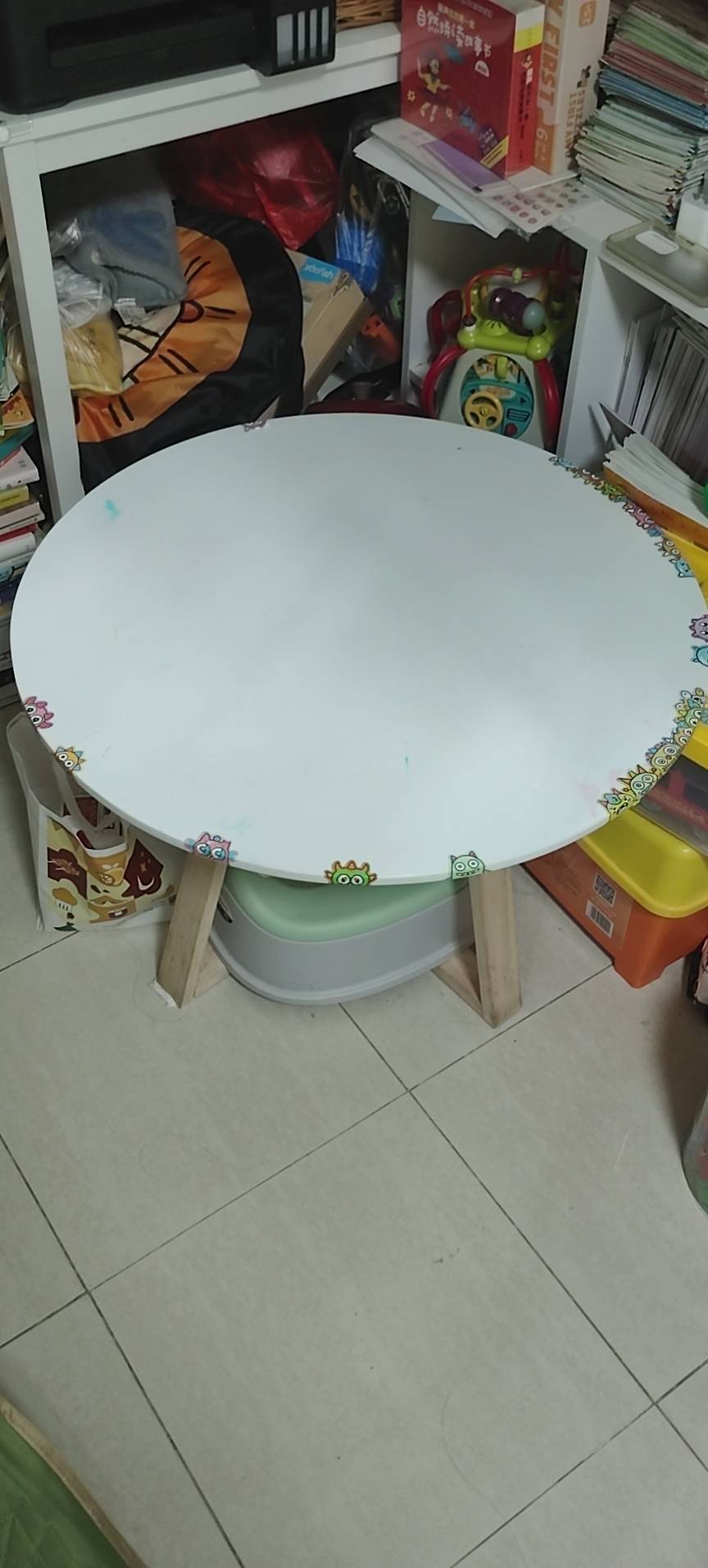 圆桌