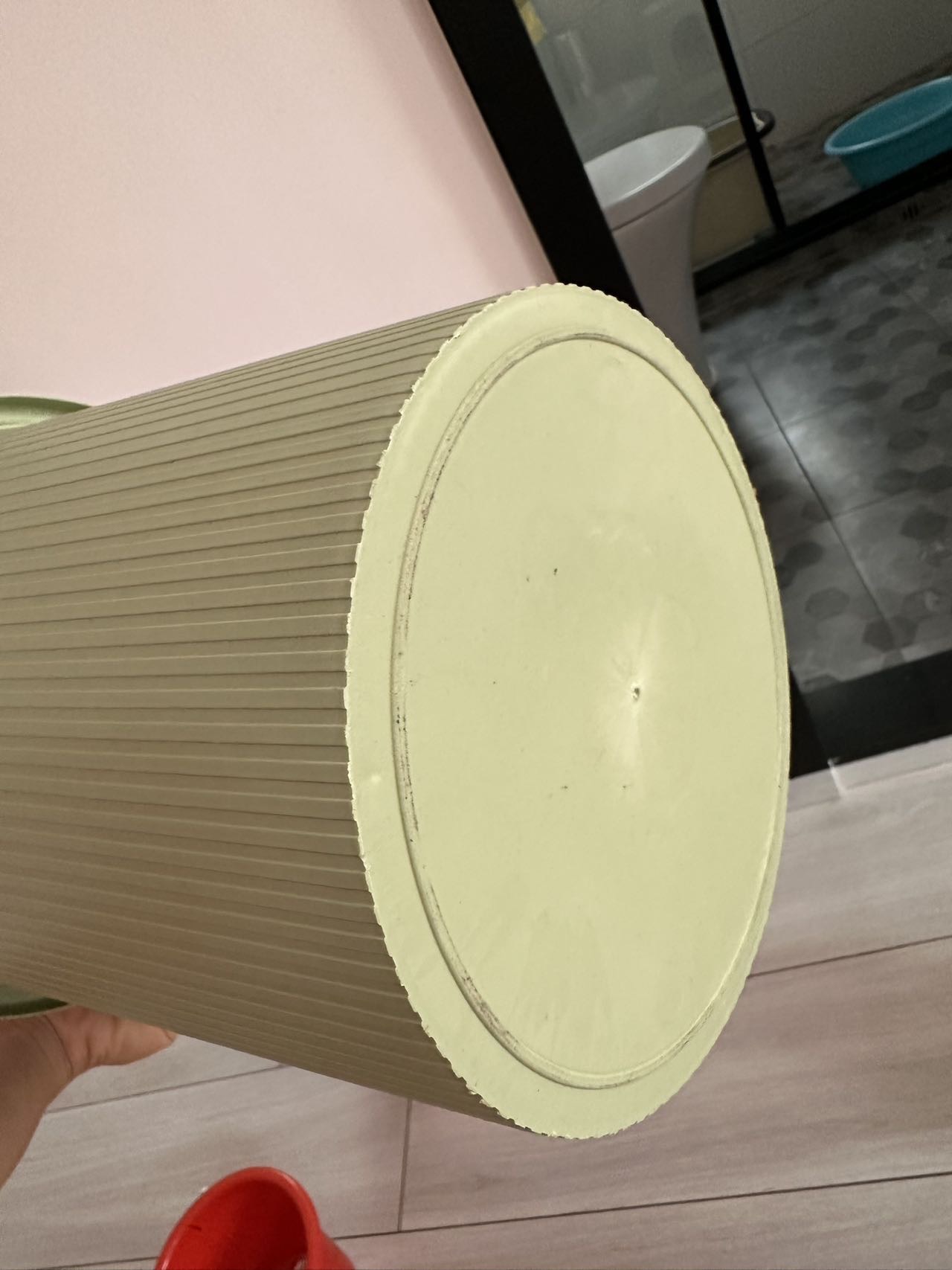全新垃圾桶