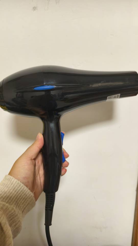 电吹风