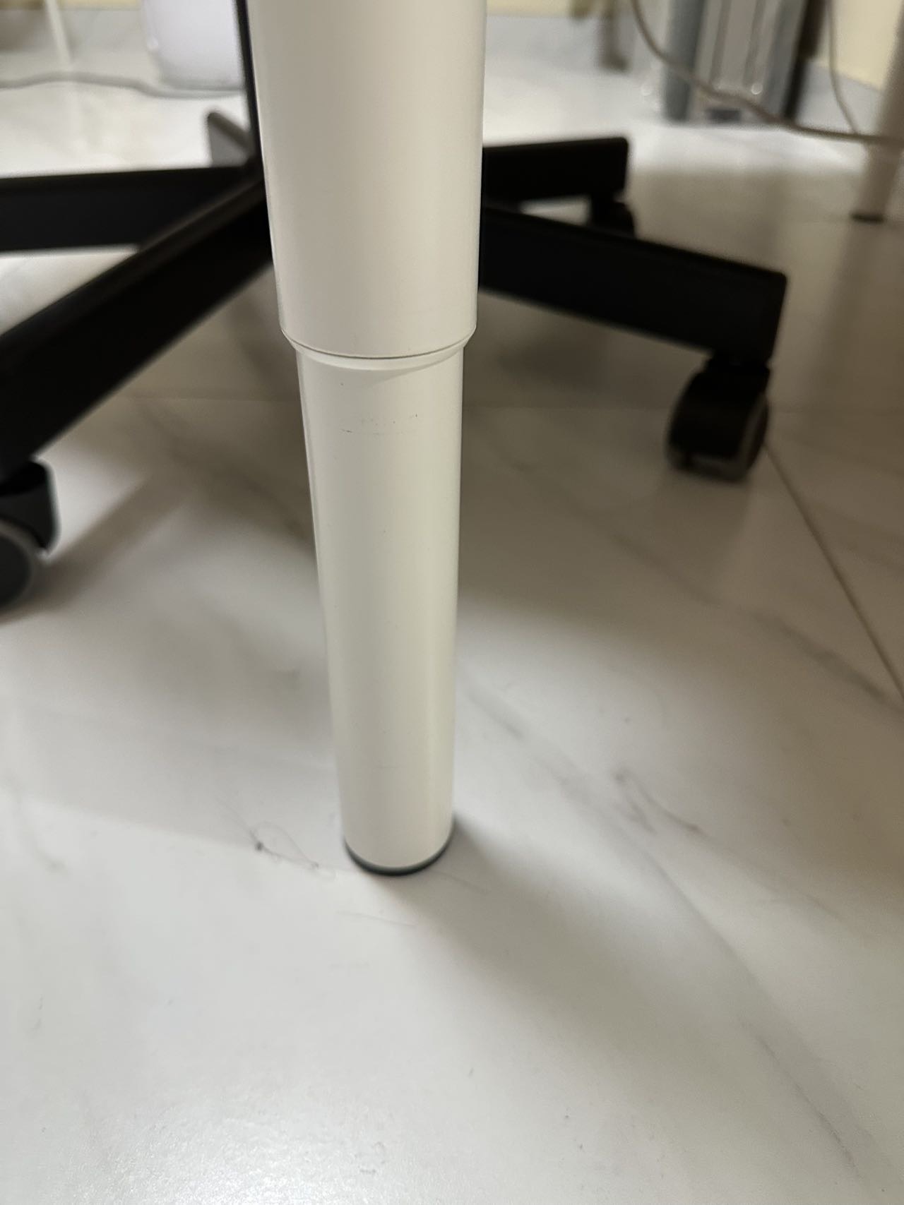 宜家LINNMON书桌100*60cm