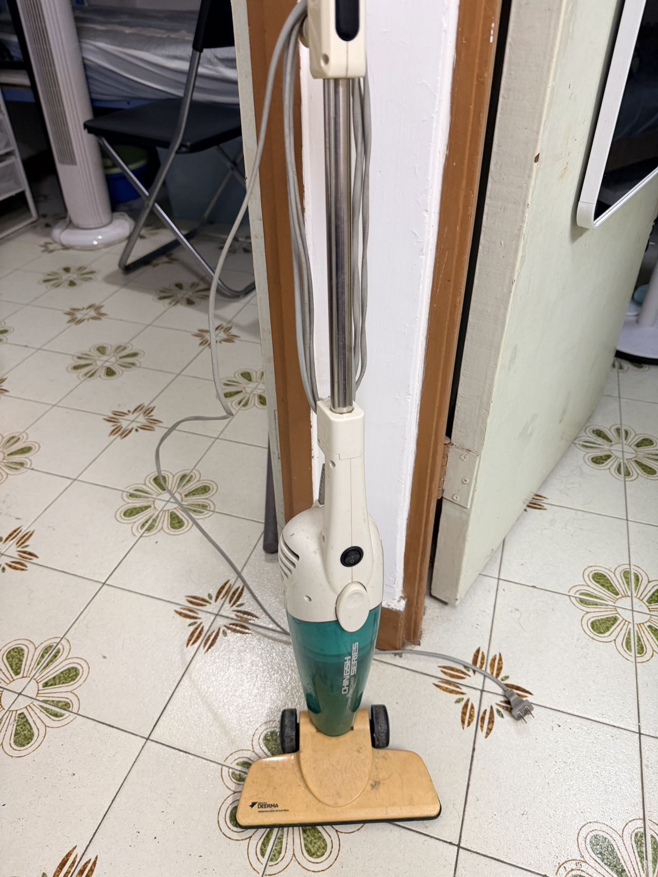 吸尘器