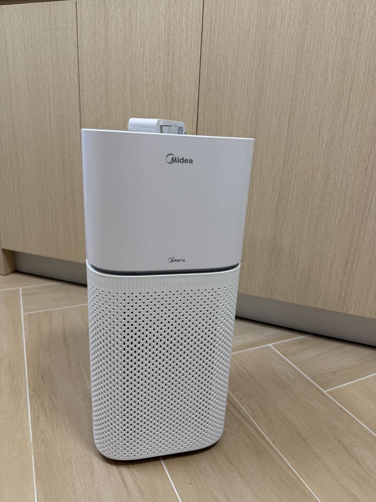 九成新美的空气清新机Z1Pro