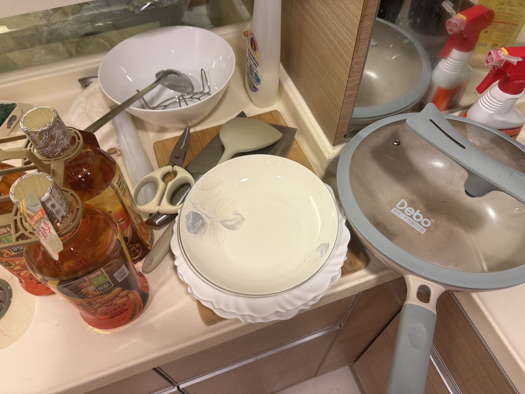 锅碗瓢盆毡板等等