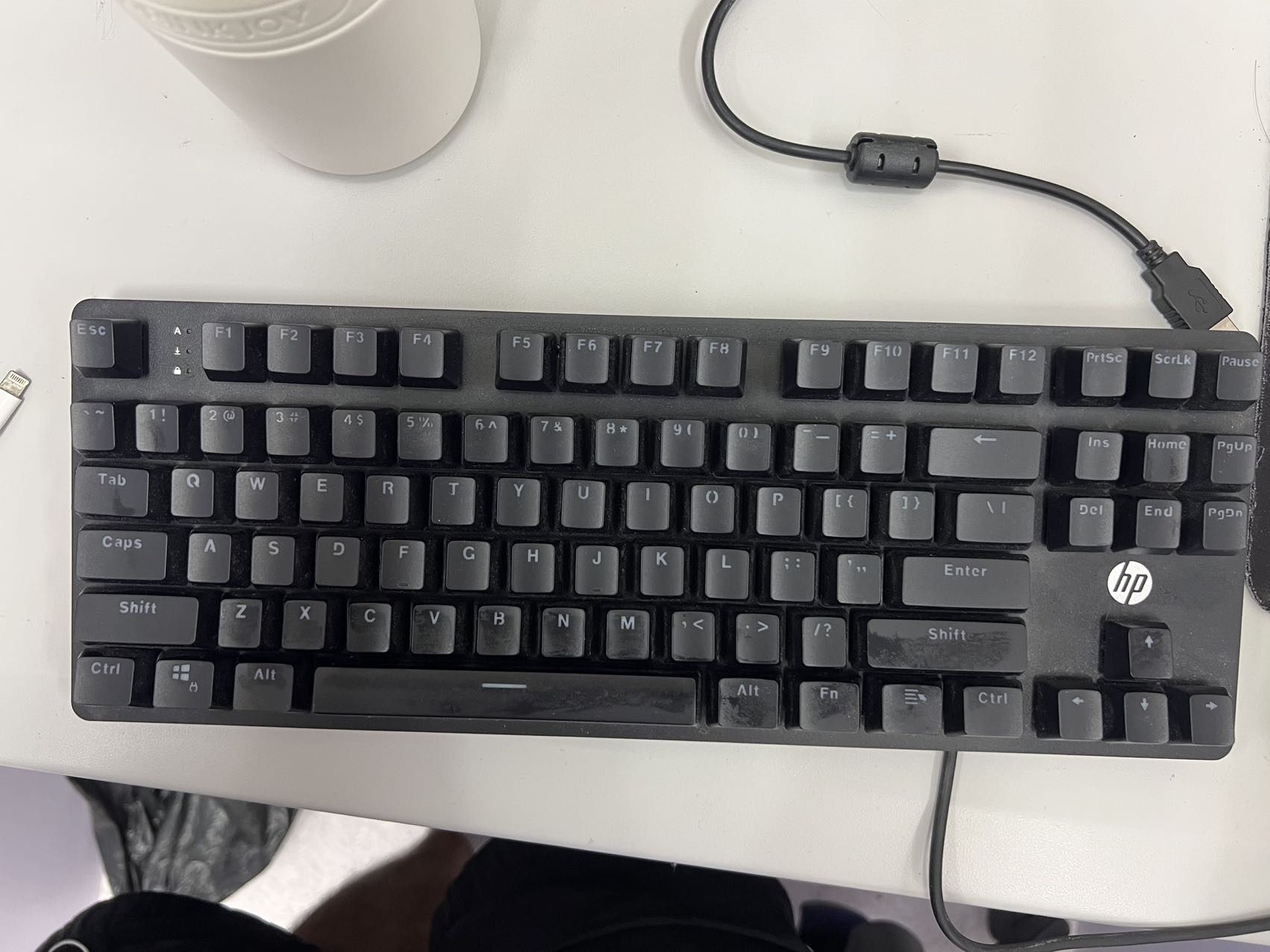 惠普机械键盘青轴USB电脑手机87键免费离港闲置