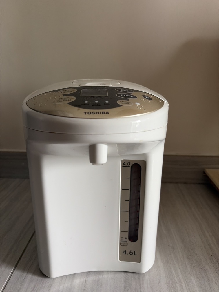 電熱水壺