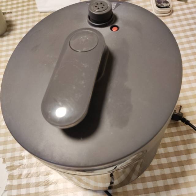苏泊尔电压锅，电饭煲