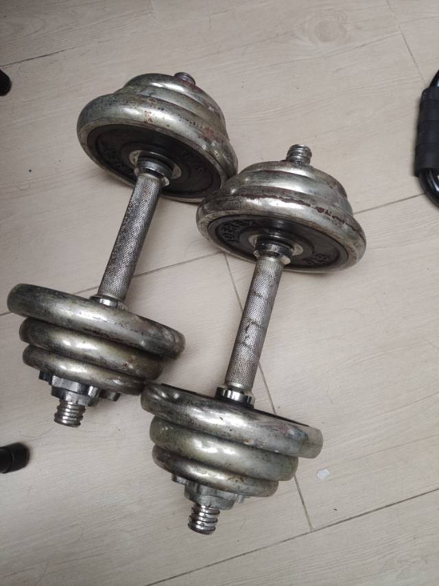 哑铃