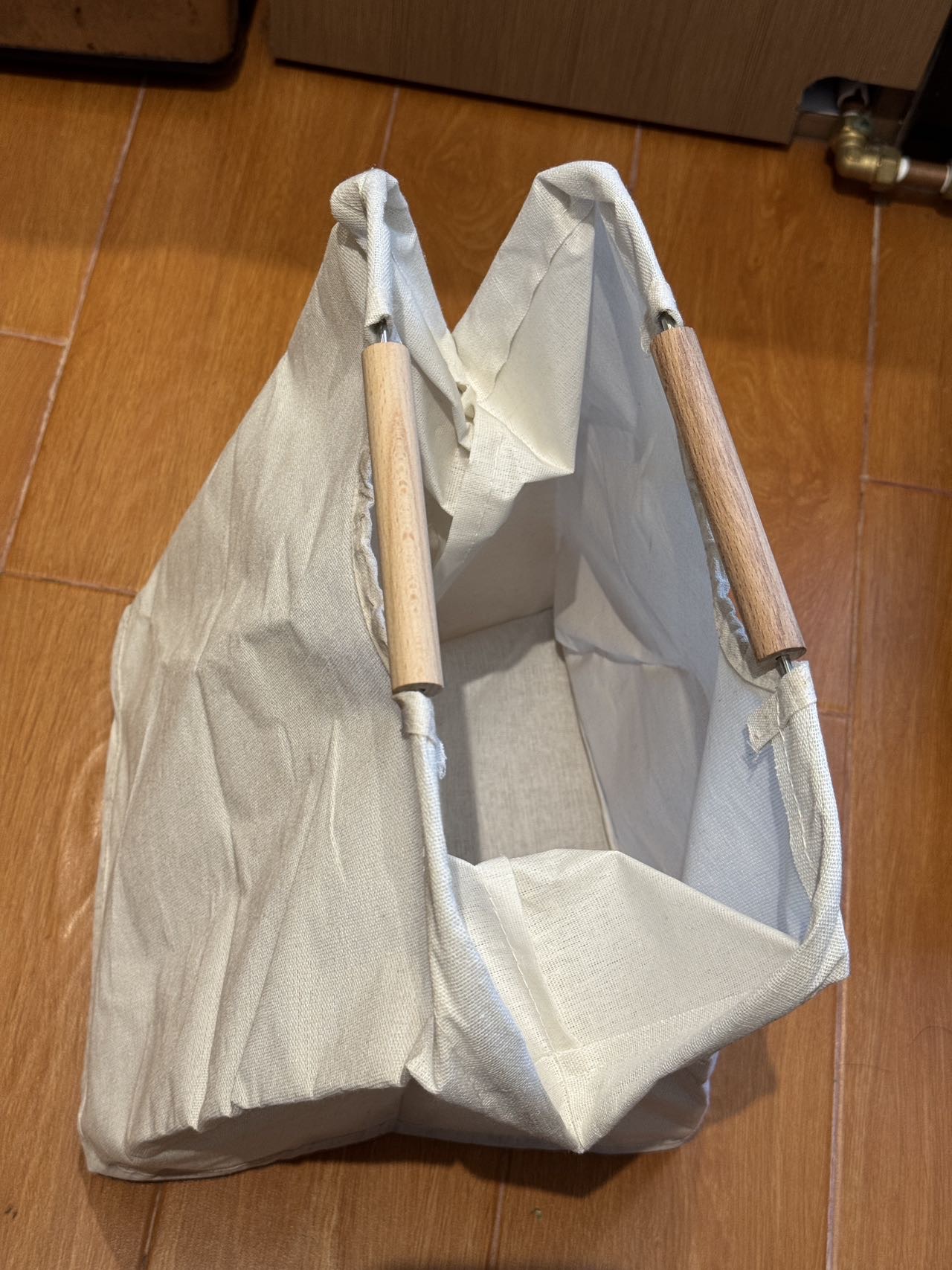 脏衣篮