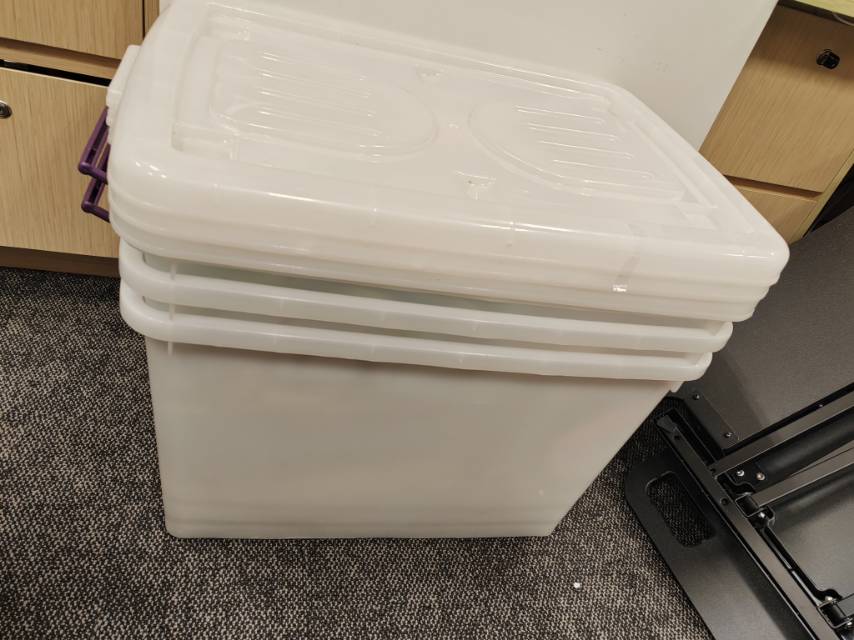 收纳箱
