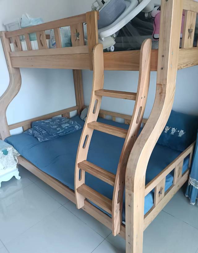 九成新母婴床