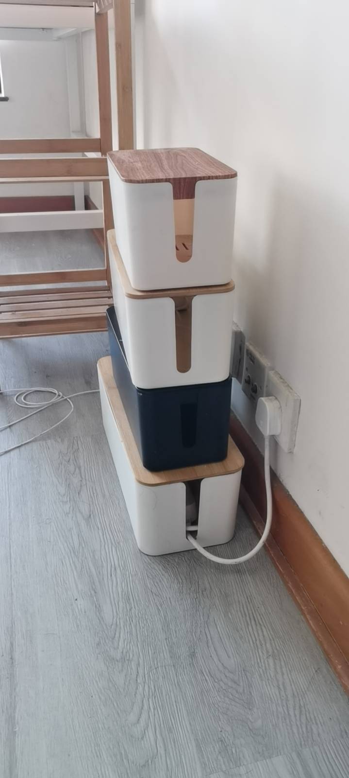 插座出线收纳盒