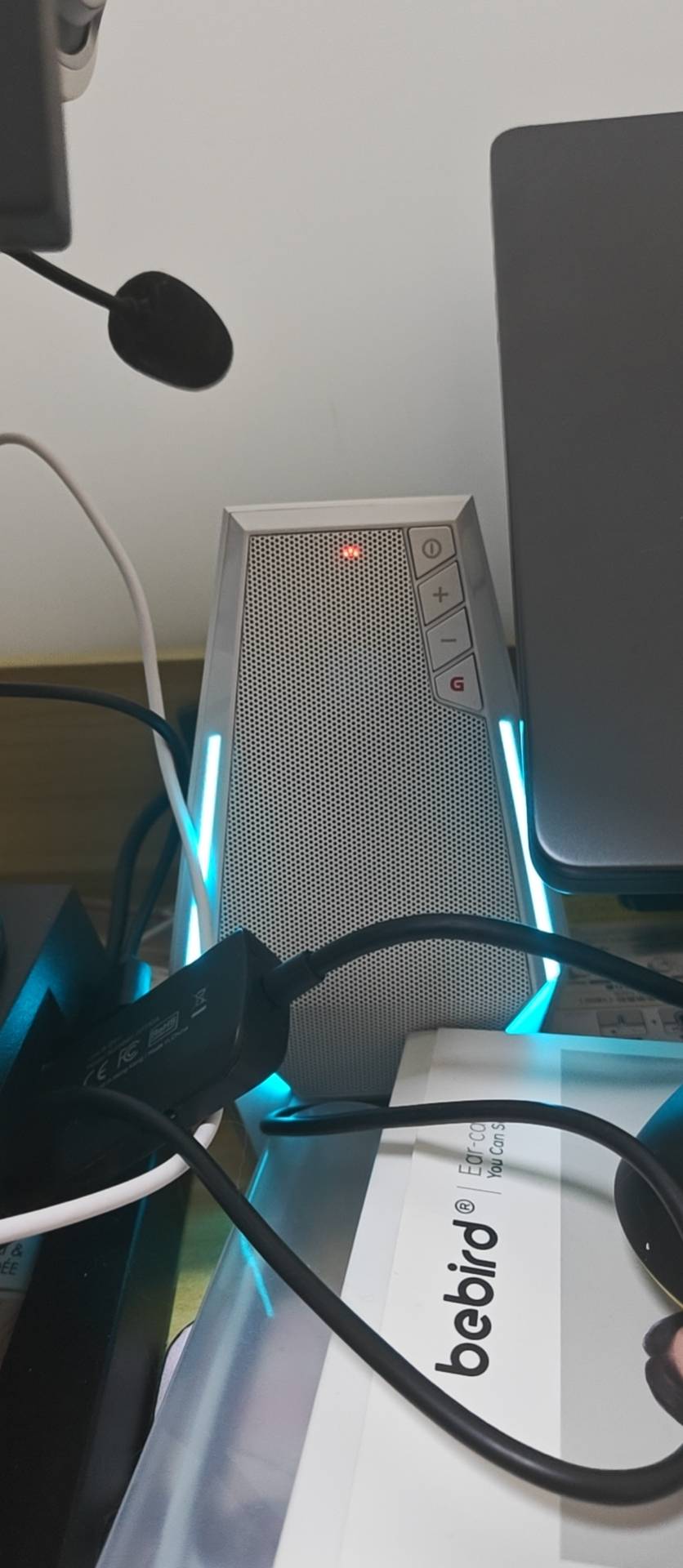 蓝牙桌面音响