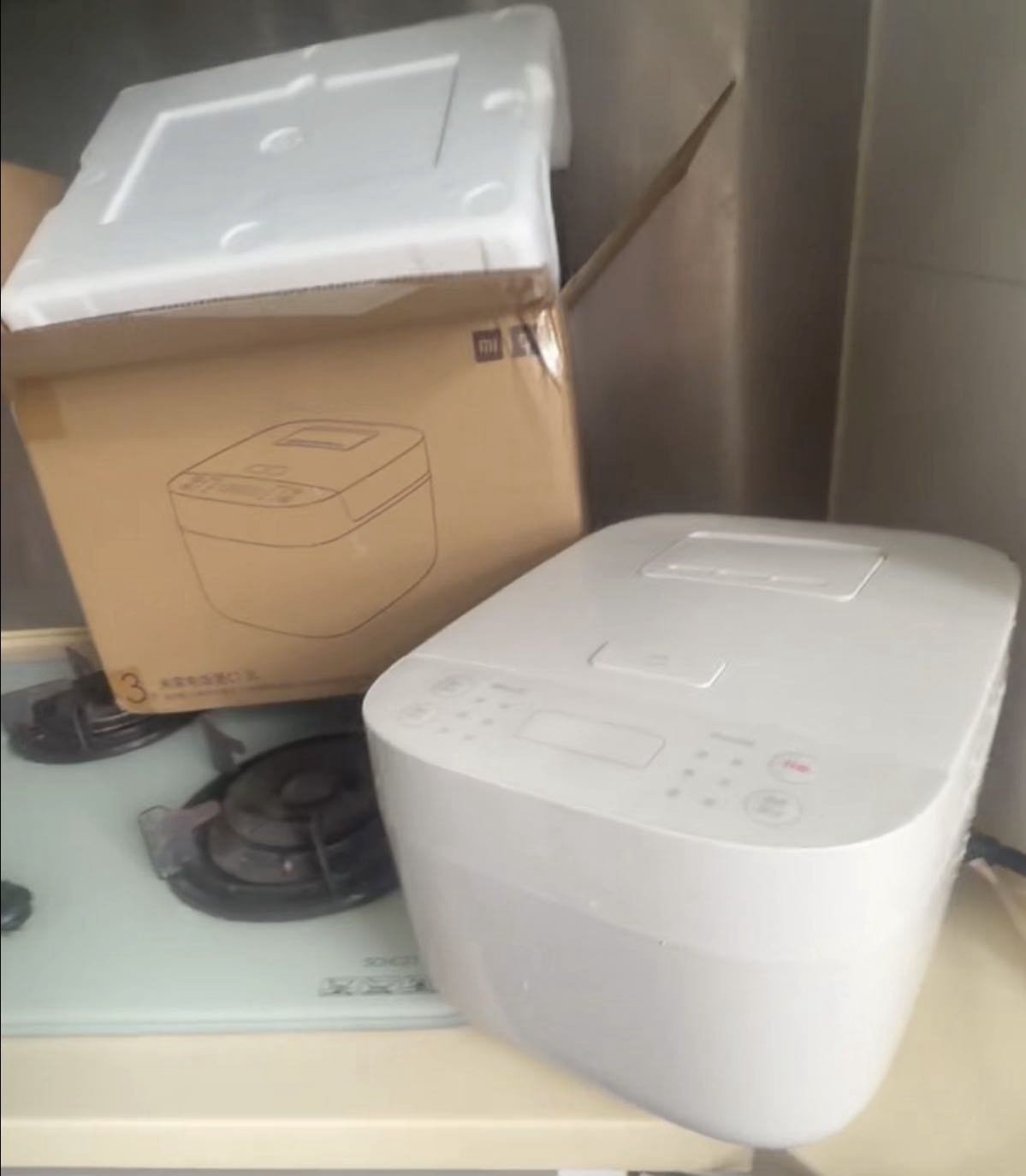 原箱小米电饭煲