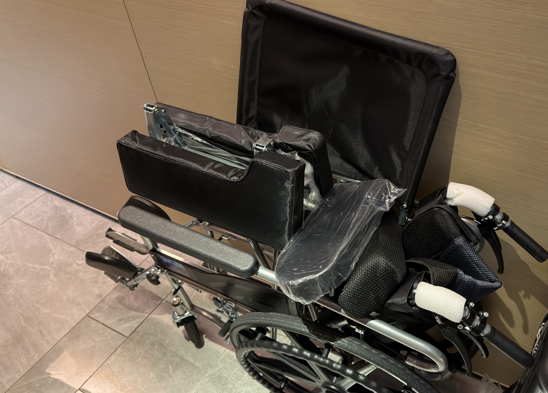 全新轮椅